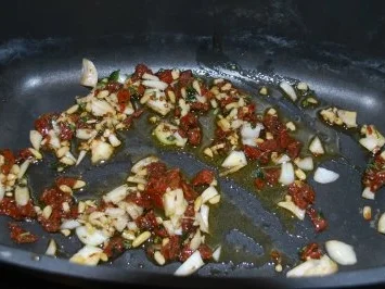 Hähnchen nach ligurischer Art - Rezept - Bild Nr. 5