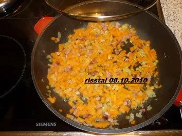 Rezept: Nudelpfanne mit Eiern ,Schinken und Endiviensalat Bild Nr. 4 Nudelpfanne mit Eiern ,Schinken und Endiviensalat - Rezept - Bild Nr. 4