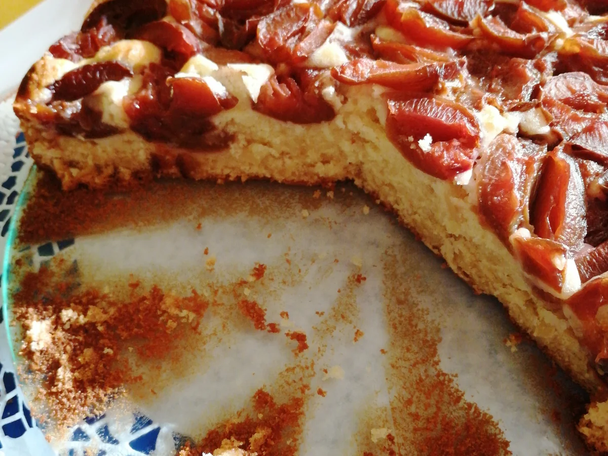 Versunkener Pflaumen-Marzipan Kuchen - Rezept - Bild Nr. 3