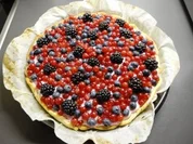 Beeren-Frischkäse-Tarte - Rezept