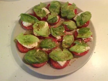 Salat: Tomaten-Mozarella-Salat - Rezept - Bild Nr. 6