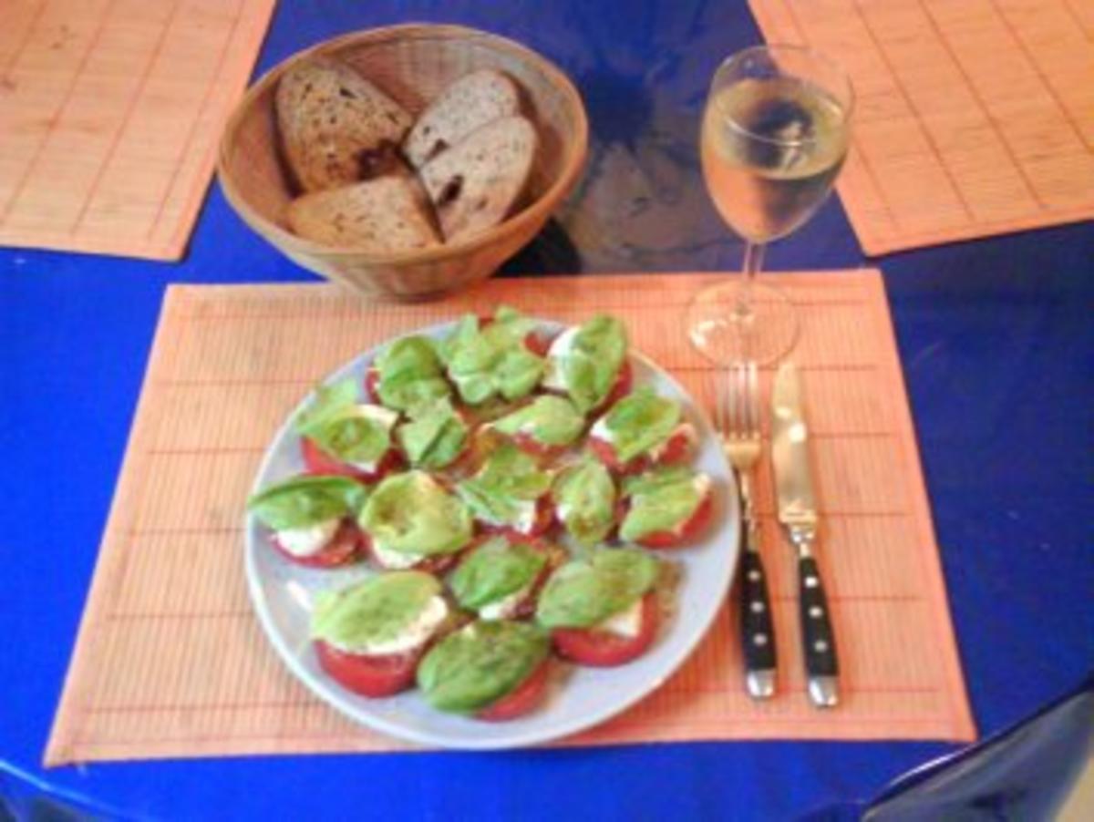 Salat: Tomaten-Mozarella-Salat - Rezept