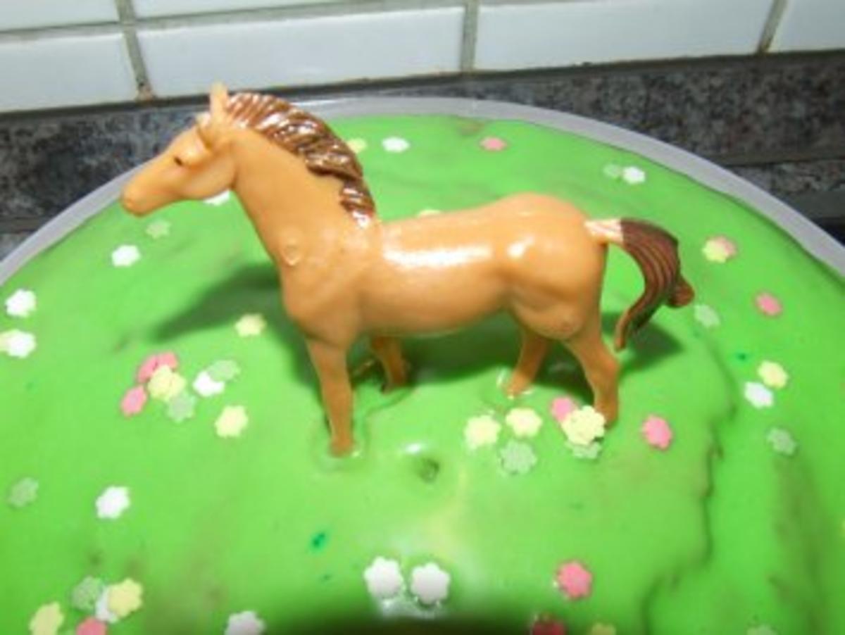 Bilder für Pferdewiese Zitronenkuchen zum 3. Geburtstag - Rezept