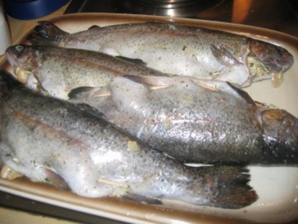Fisch: Gefüllte Mandel - Forellen - Rezept - Bild Nr. 4
