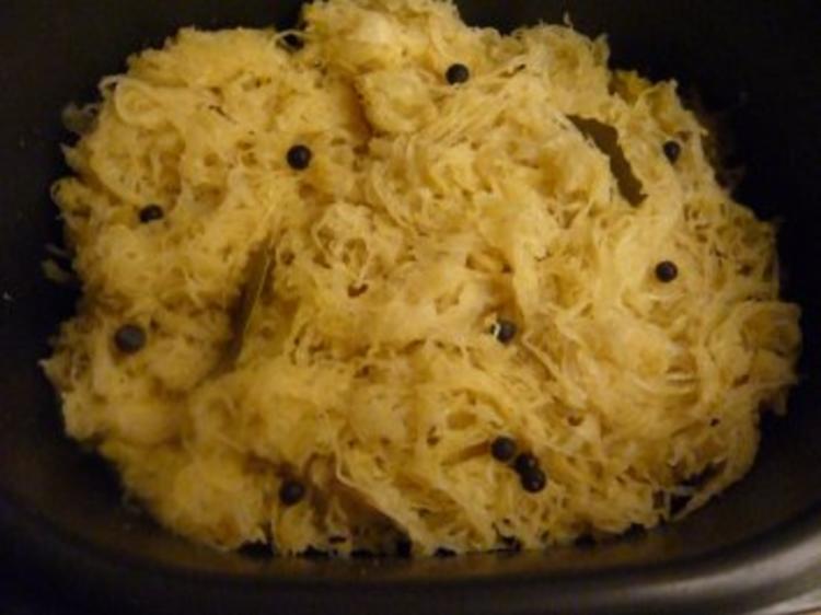 Sauerkraut-Auflauf mit Kassler und Wammerl - Rezept - kochbar.de