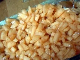 Rezept: Melonen-Blätterteig-Türmchen mit süssem Pesto Bild Nr. 5 Melonen-Blätterteig-Türmchen mit süssem Pesto - Rezept - Bild Nr. 5