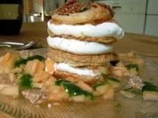 Melonen-Blätterteig-Türmchen mit süssem Pesto - Rezept