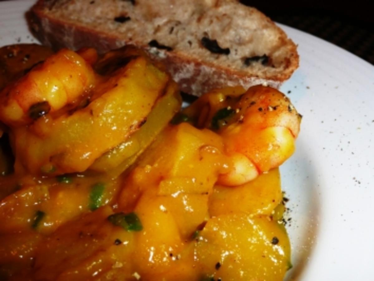 Kartoffelcurry mit Riesengarnelen - Rezept