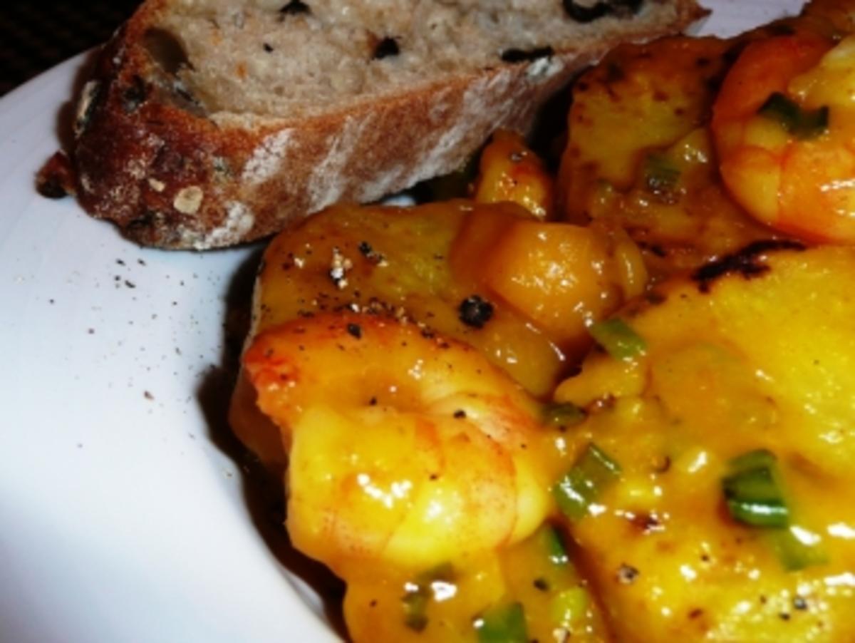 Kartoffelcurry mit Riesengarnelen - Rezept