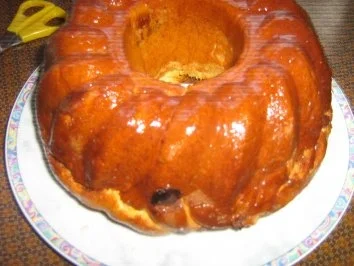 Rezept: Nuss-Marzipan-Kranz - Rosa Bild Nr. 5 Nuss-Marzipan-Kranz - Rosa - Rezept - Bild Nr. 5