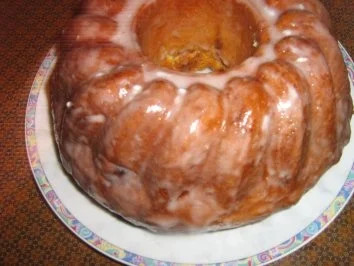 Rezept: Nuss-Marzipan-Kranz - Rosa Bild Nr. 6 Nuss-Marzipan-Kranz - Rosa - Rezept - Bild Nr. 6