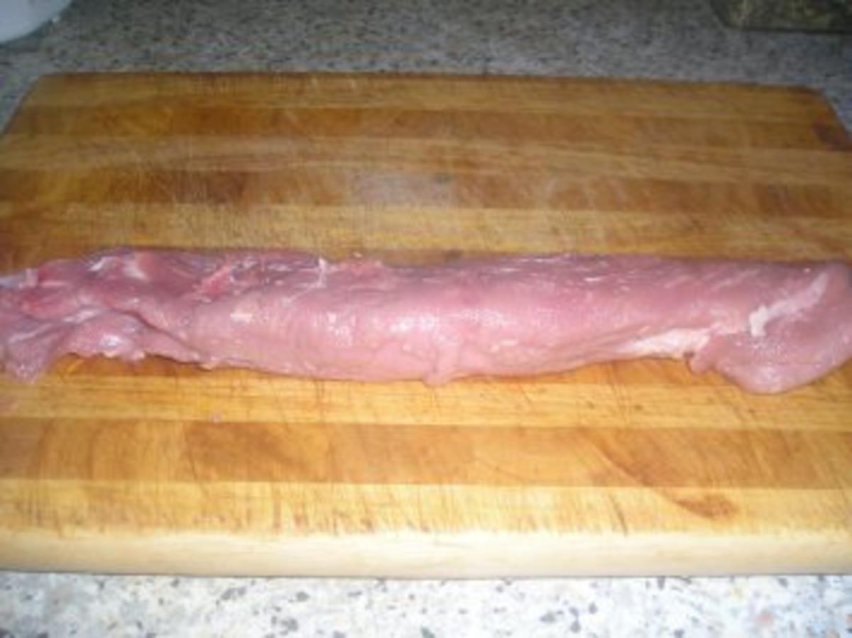 Schnitzelchen vom Schweinslugenbraten (Schweinefilet) - Rezept - Bild Nr. 2