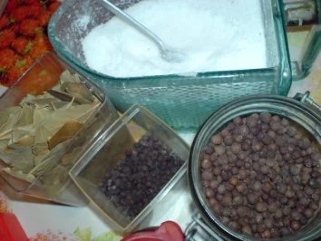 Rezept: Nudelsuppe mit Hähnchenfleisch und Mägen Bild Nr. 6 Nudelsuppe mit Hähnchenfleisch und Mägen - Rezept - Bild Nr. 6