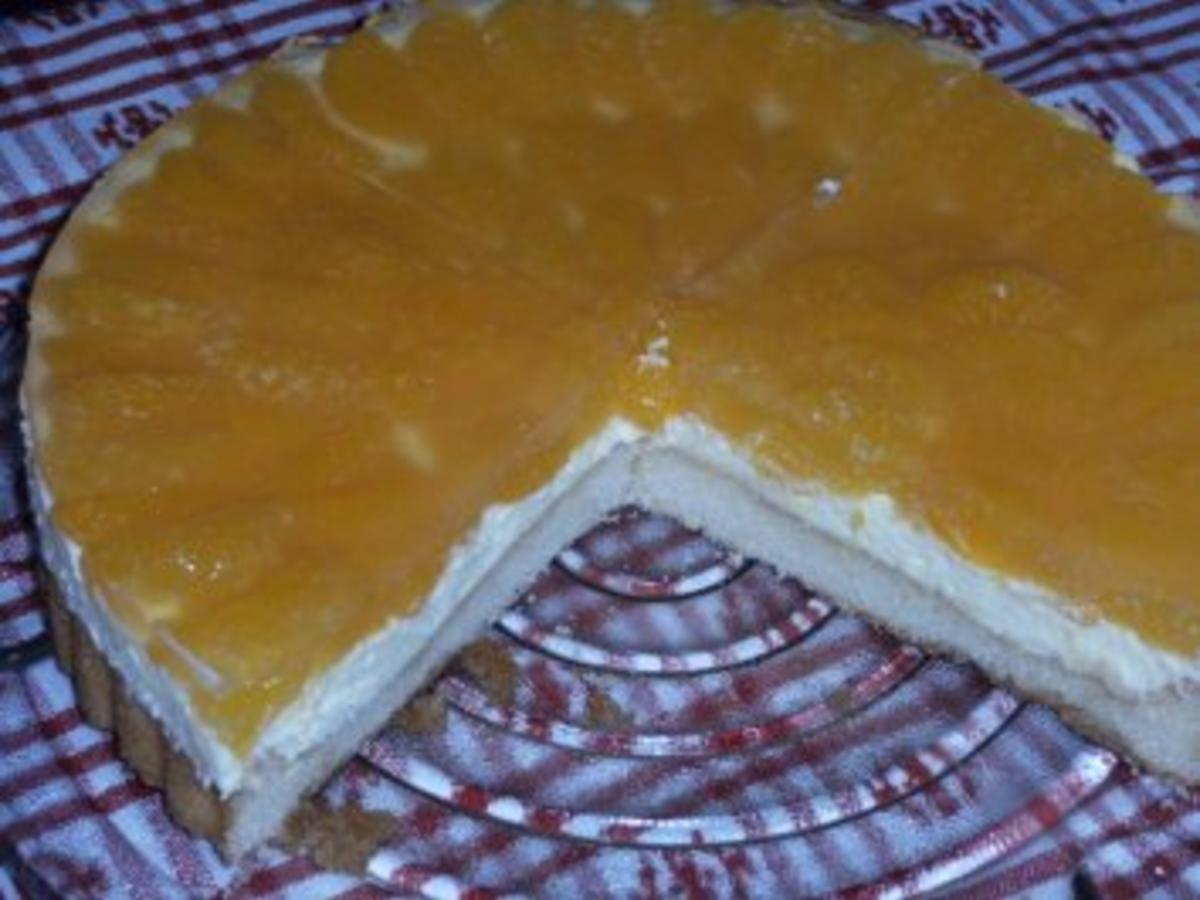 Schnelle Schmandtorte mit Mandarinen - Rezept - kochbar.de