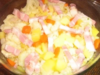 Rezept: Blumenkohl-Speck-Auflauf Bild Nr. 6 Blumenkohl-Speck-Auflauf - Rezept - Bild Nr. 6