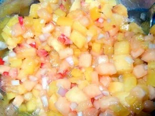 Pfirsich-Salsa im Parmesamkörbchen - Rezept - Bild Nr. 3