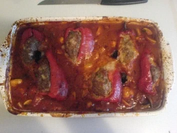 Gefüllte Spitzpaprika aus dem Ofen - Rezept