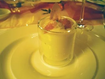 Flan von der Pastinake mit Pernod-Sabayone und Nocke vom Orangen- Lachs - Rezept