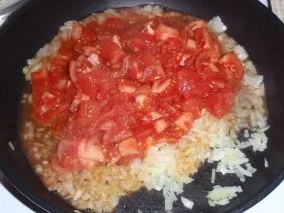 Spaghetti mit Tomaten-Basilikum-Soße - Rezept - Bild Nr. 5