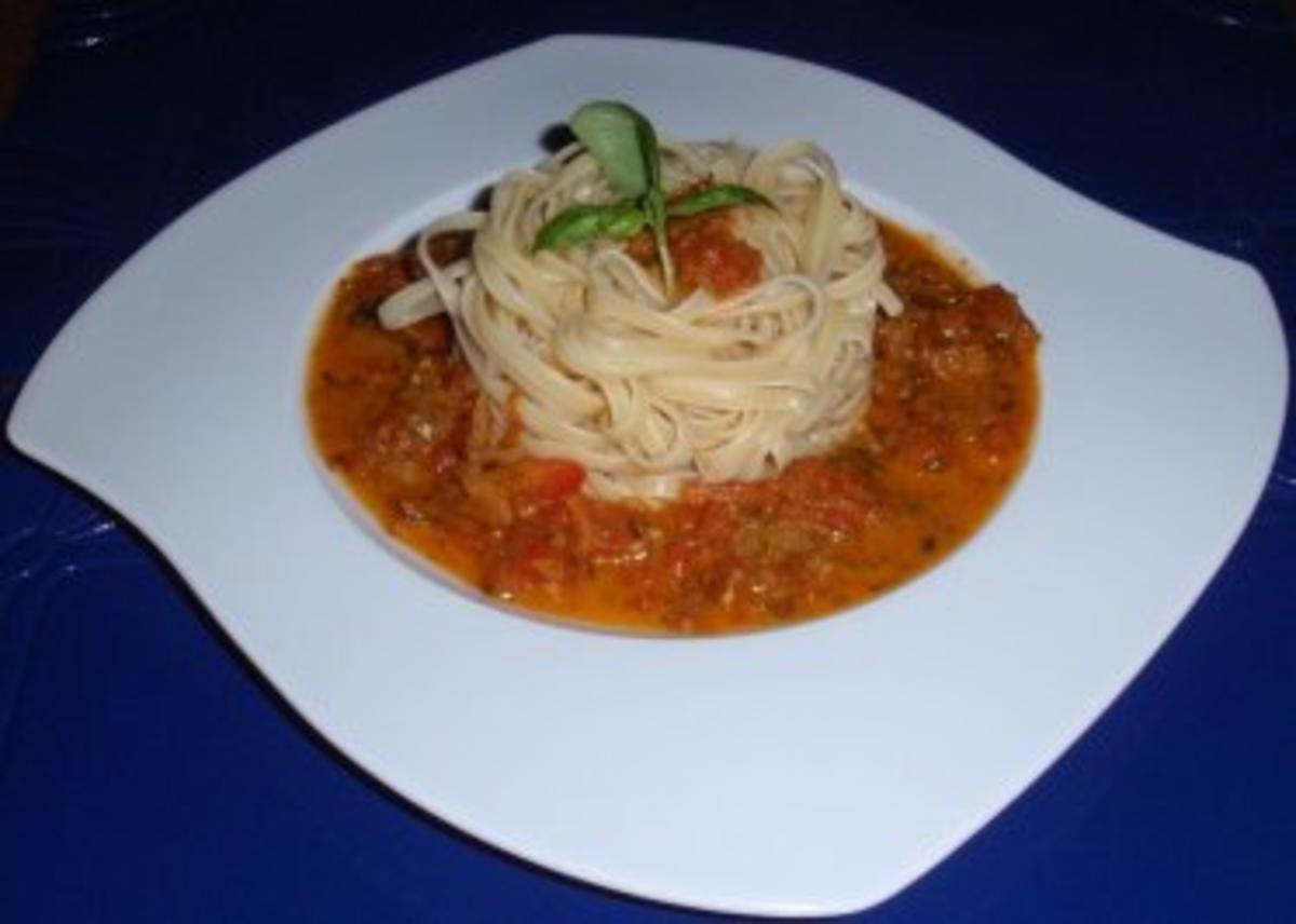Spaghetti mit Tomaten-Basilikum-Soße - Rezept - Bild Nr. 8