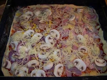 Rezept: Pizza Bild Nr. 3 Pizza - Rezept - Bild Nr. 3