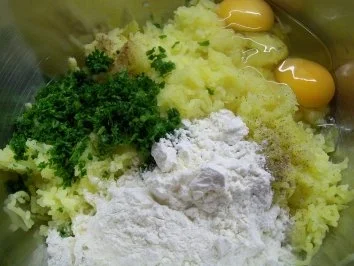 lackierte Wachteln auf Trüffelgnocchi und einer Jus von der Ente - Rezept - Bild Nr. 2