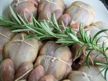 lackierte Wachteln auf Trüffelgnocchi und einer Jus von der Ente - Rezept - Bild Nr. 5