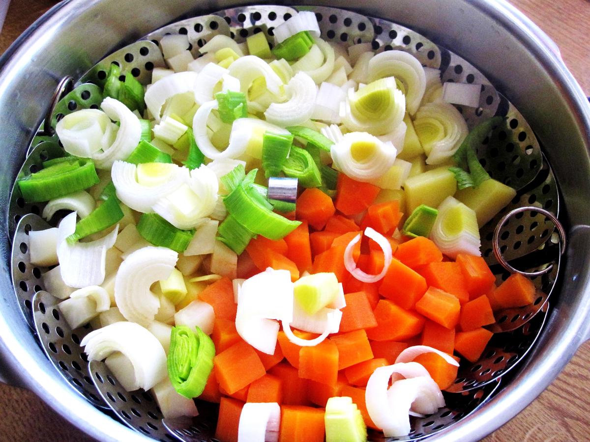 Sauerkrautsuppe - vom Eisbein ... - Rezept - Bild Nr. 4007