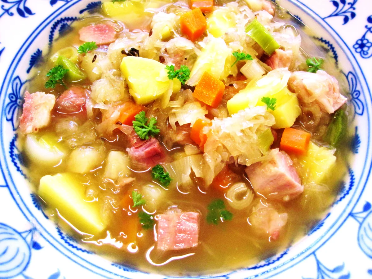Rezept: Sauerkrautsuppe - vom Eisbein ... Bild Nr. 4008 Sauerkrautsuppe - vom Eisbein ... - Rezept - Bild Nr. 4008