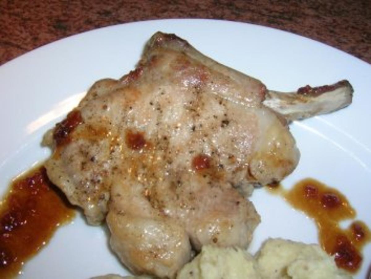 Iberico Schweine-Kotelett mit Kartoffel-Mandel-Püree und Artischocken - Rezept - Bild Nr. 3