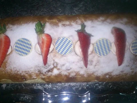 Biskuitt - Roulade - Rezept - Bild Nr. 2