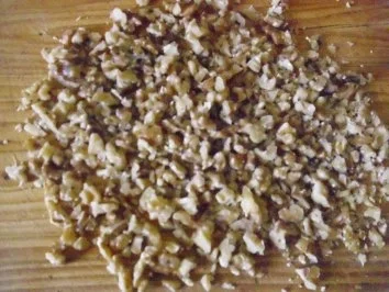 Marzipan-Nuss-Kranz - Rezept - Bild Nr. 2