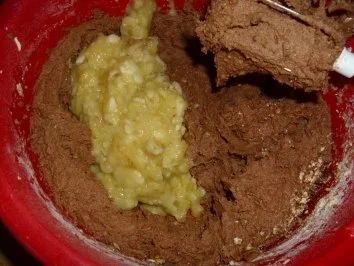 Rezept: Haselnuss-Bananen-Kuchen Bild Nr. 4 Haselnuss-Bananen-Kuchen - Rezept - Bild Nr. 4