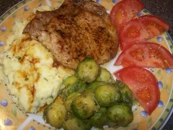 Kotelett - Rosenkohl - Kartoffelpüree - Rezept - Bild Nr. 4