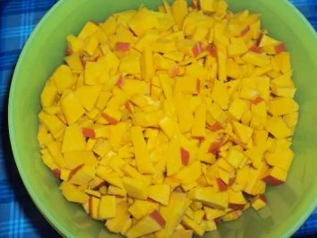 Rezept: Kürbis mit Knoblauchjoghurt Bild Nr. 3 Kürbis mit Knoblauchjoghurt - Rezept - Bild Nr. 3