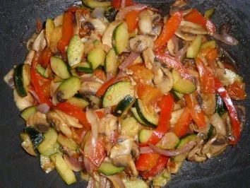 Rezept: Leber auf Gemüsebett Bild Nr. 2 Leber auf Gemüsebett - Rezept - Bild Nr. 2