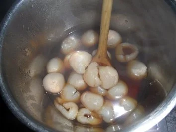 Rezept: Pute im Teigmantel mit asiatischer Litschi-Sauce Bild Nr. 7 Pute im Teigmantel mit asiatischer Litschi-Sauce - Rezept - Bild Nr. 7