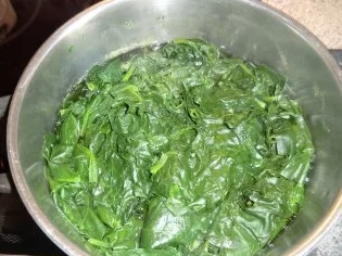 *** Spinat mal ohne Blubb *** - Rezept - Bild Nr. 3