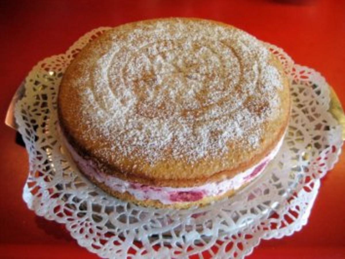 Himbeer- Sahne - Torte - Rezept - Bild Nr. 11