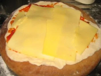 Pizza: Pizza auf neuem Pizzastein... - Rezept - Bild Nr. 4