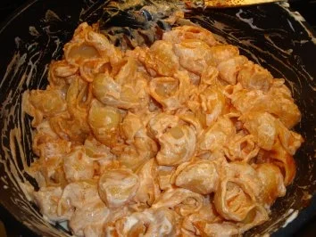 Rezept: Röhrennudeln mit Rinderhack & Joghurt-Knoblauch-Sauce Bild Nr. 8 Röhrennudeln mit Rinderhack & Joghurt-Knoblauch-Sauce - Rezept - Bild Nr. 8