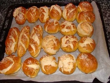 Rezept: Backen : -Laugenbrötchen-Stangen- Bild Nr. 3 Backen : -Laugenbrötchen-Stangen- - Rezept - Bild Nr. 3