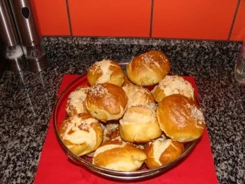 Rezept: Backen : -Laugenbrötchen-Stangen- Bild Nr. 2 Backen : -Laugenbrötchen-Stangen- - Rezept - Bild Nr. 2