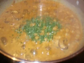 Lamm mit Pilzrahm und Bandnudeln - Rezept - Bild Nr. 6