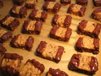 Rezept: Florenzer Schnittchen (etwa 100 Stück) Bild Nr. 7 Florenzer Schnittchen (etwa 100 Stück) - Rezept - Bild Nr. 7