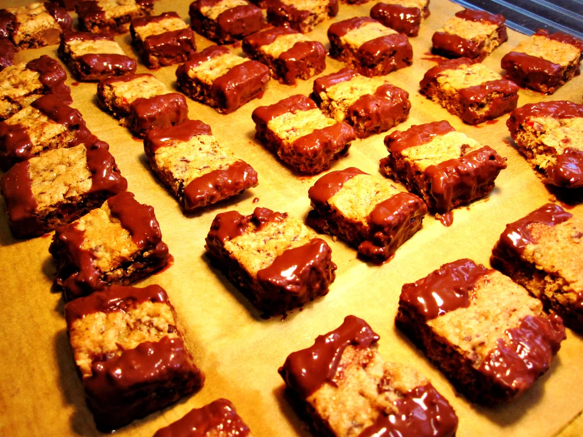 Rezept: Florenzer Schnittchen (etwa 100 Stück) Bild Nr. 1967 Florenzer Schnittchen (etwa 100 Stück) - Rezept - Bild Nr. 1967