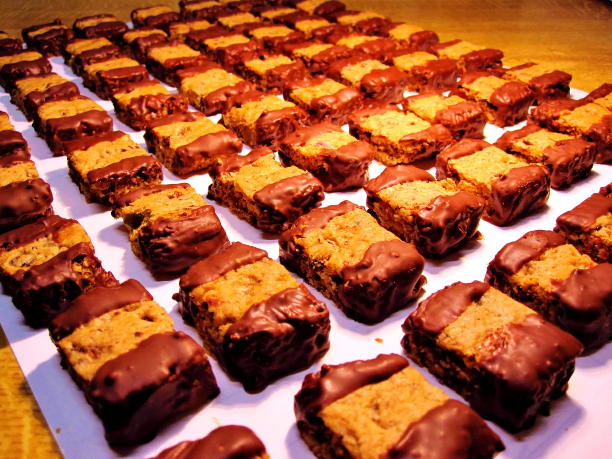 Rezept: Florenzer Schnittchen (etwa 100 Stück) Bild Nr. 1969 Florenzer Schnittchen (etwa 100 Stück) - Rezept - Bild Nr. 1969