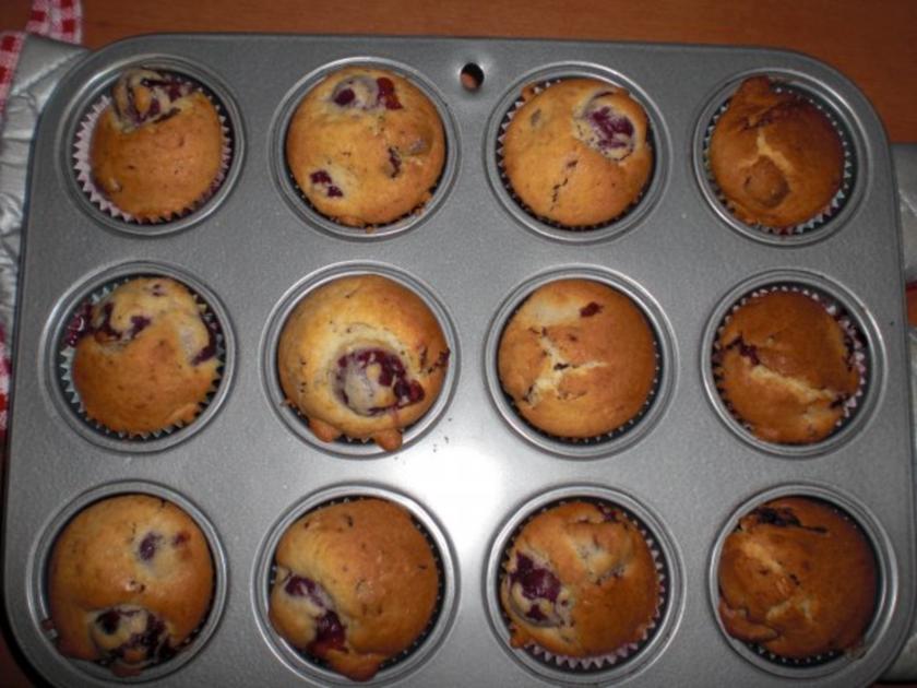 Schoko-Kirsch-Muffins - Rezept mit Bild - kochbar.de