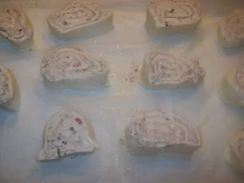 Blätterteig - Schnecken mit Thunfischcreme - Rezept - Bild Nr. 2