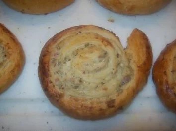 Blätterteig - Schnecken mit Thunfischcreme - Rezept - Bild Nr. 4